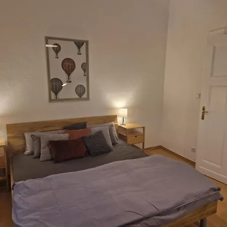 Stilvolle In Bester Lage Apartment Düsseldorf